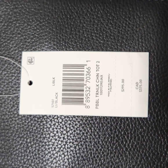 NWT Coach Pebbled Turnlock Chain Tote - Picture 10 of 10